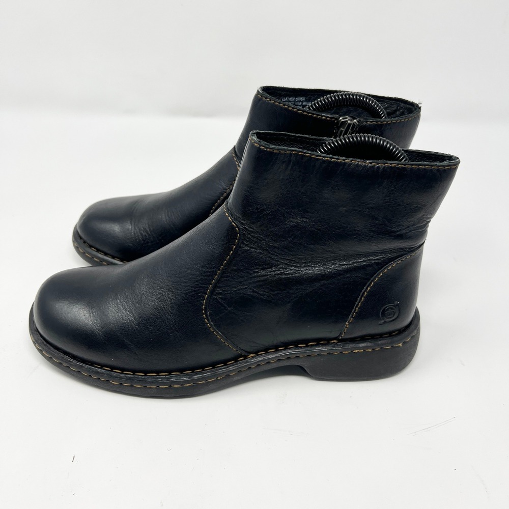 Born Rani Boots Womens Size 8 Black Leather Pull On Ankle Booties Zip Low Heel - Picture 7 of 10